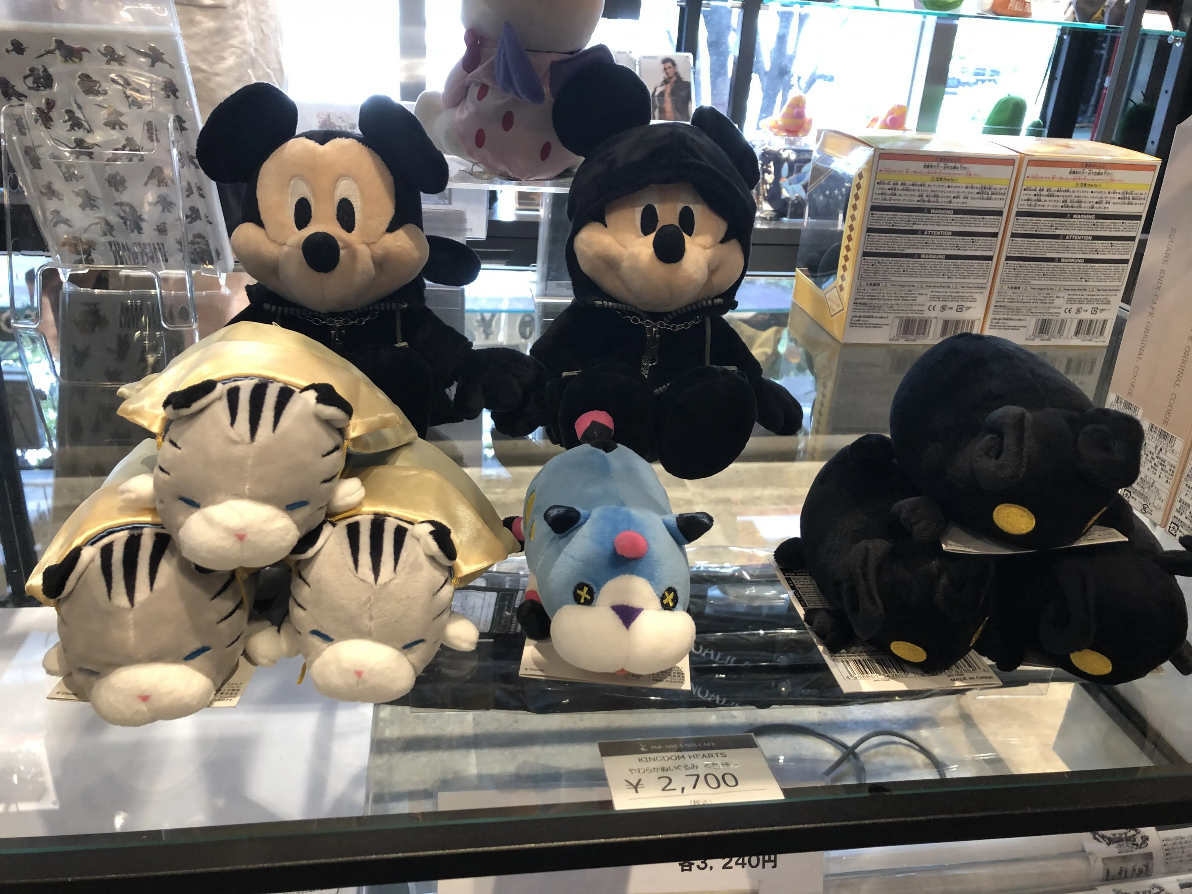 A Look Inside The Square Enix Cafe In Akihabara 